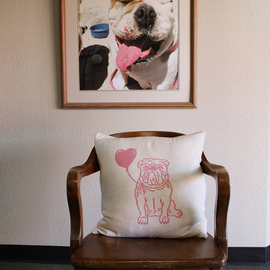 Bulldog Love Throw Pillow (Ivory)