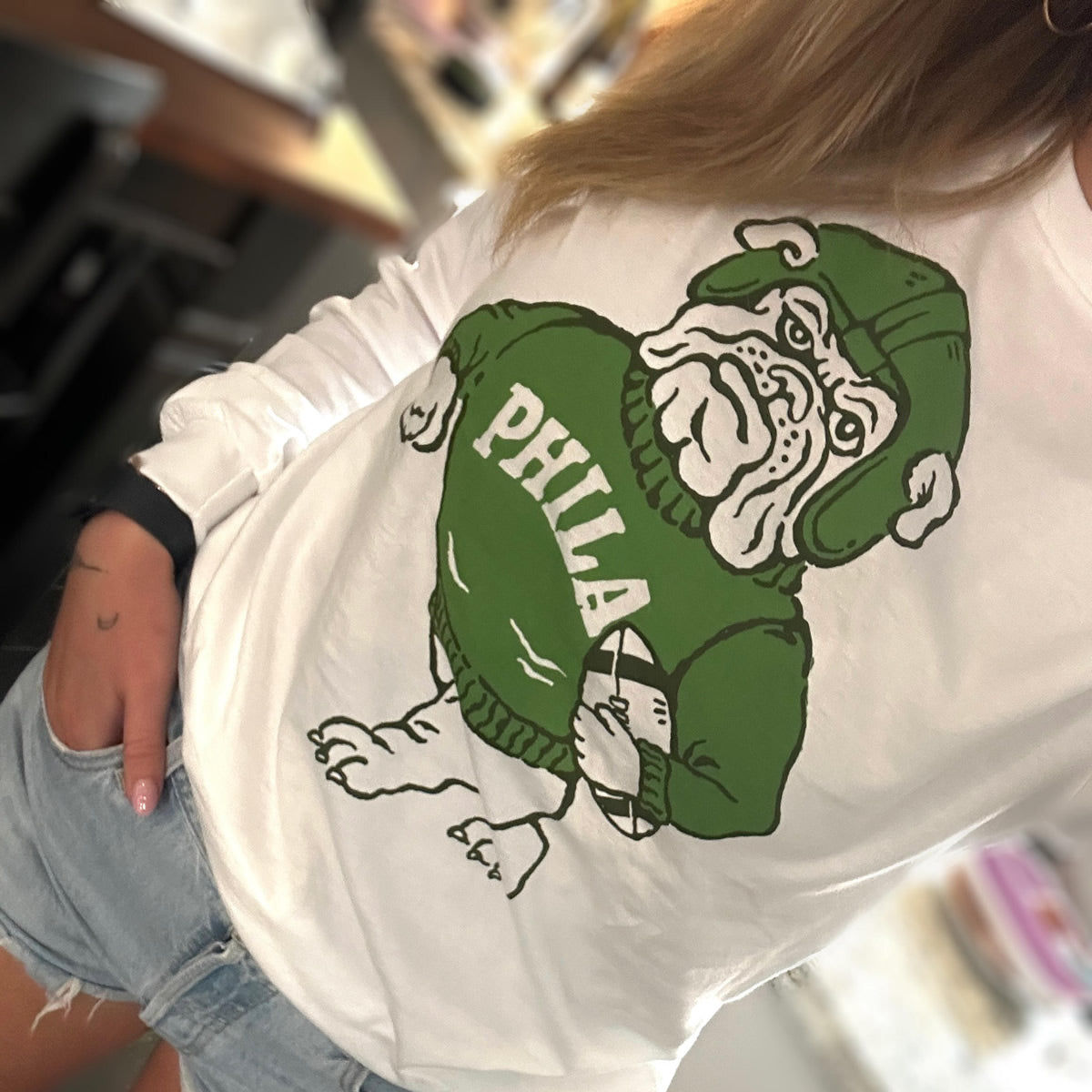 Load image into Gallery viewer, Phila Bulldogs Long Sleeve Tee (White)
